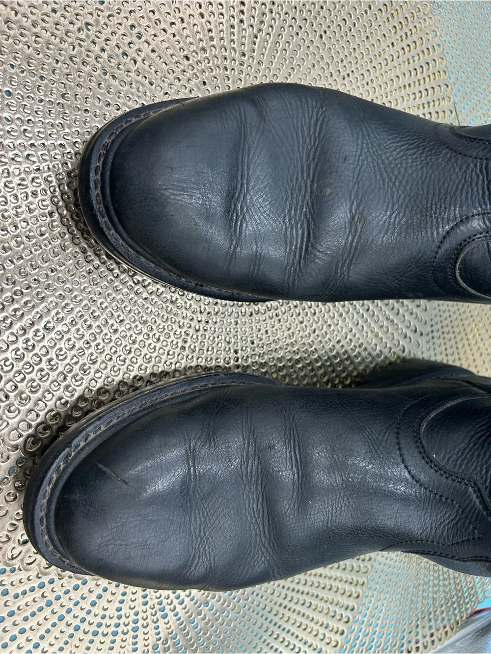 Ariat great looking